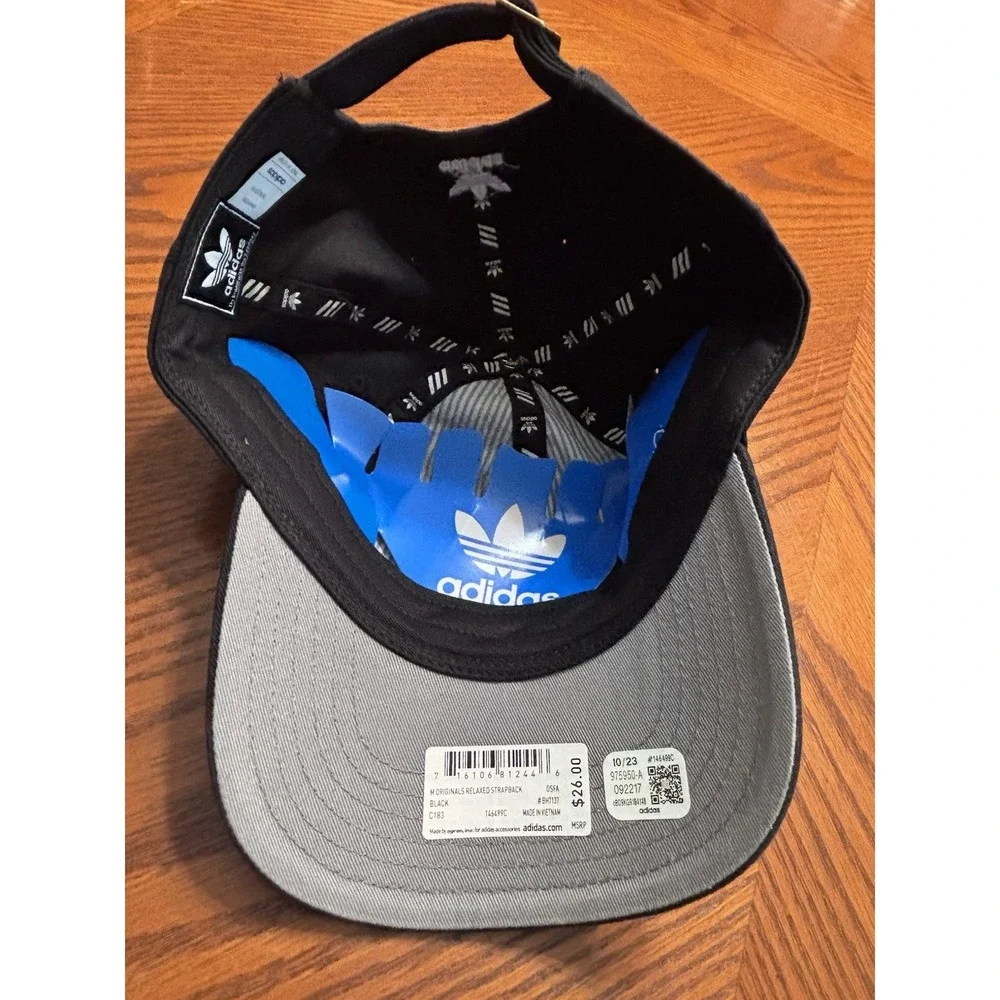 Adidas Originals Strapback Relaxed Adjustable Cap Black Hat OSFA‎ NEW